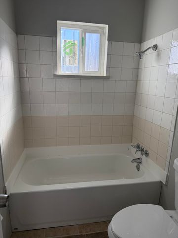 412 Tennessee Street NE, Albuquerque, NM 87108