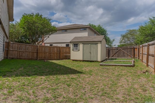518 Candy Dr, Converse, TX 78109