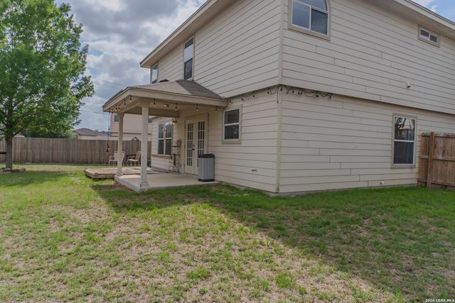 518 Candy Dr, Converse, TX 78109