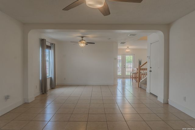 518 Candy Dr, Converse, TX 78109