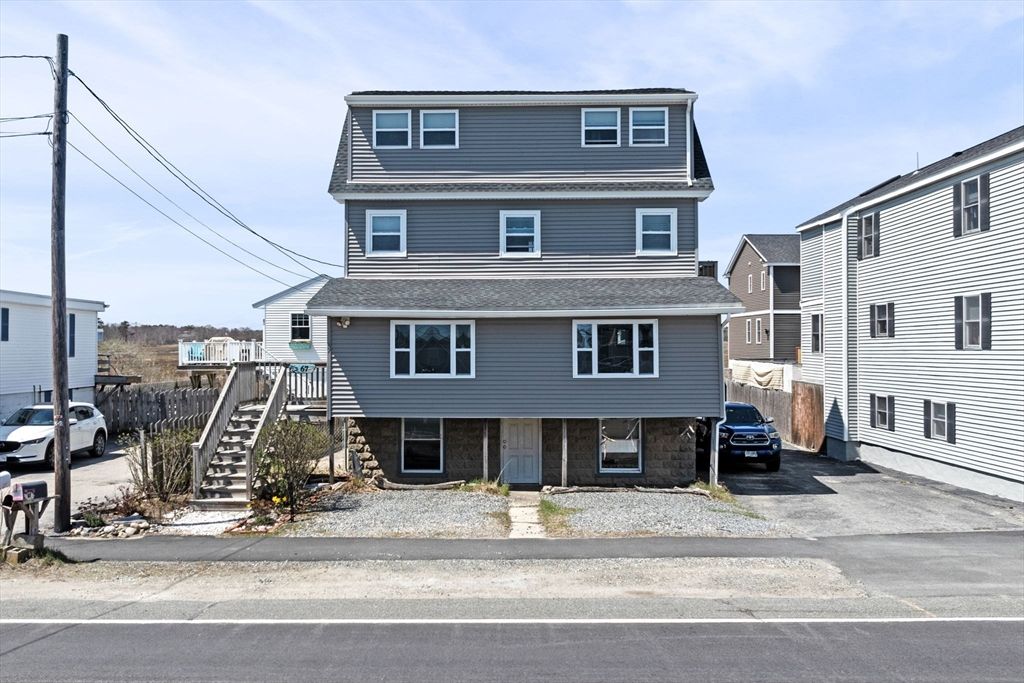 67 North End Blvd 1, Salisbury, MA 01952