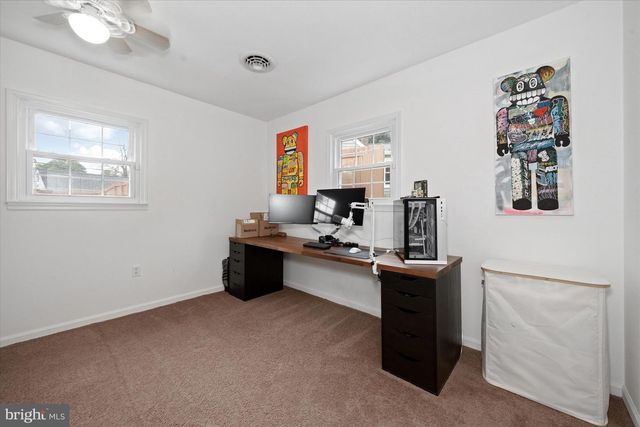 1611 W WILLOW RUN DR, Wilmington, DE 19805