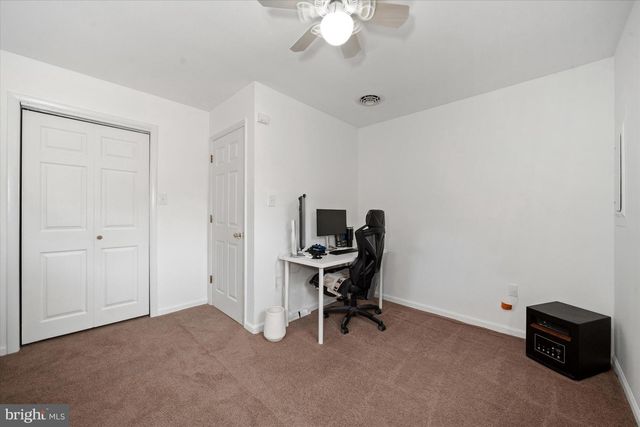 1611 W WILLOW RUN DR, Wilmington, DE 19805