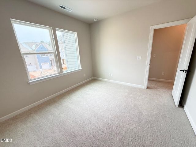 216 Oak Summit Place, Chapel Hill, NC 27516