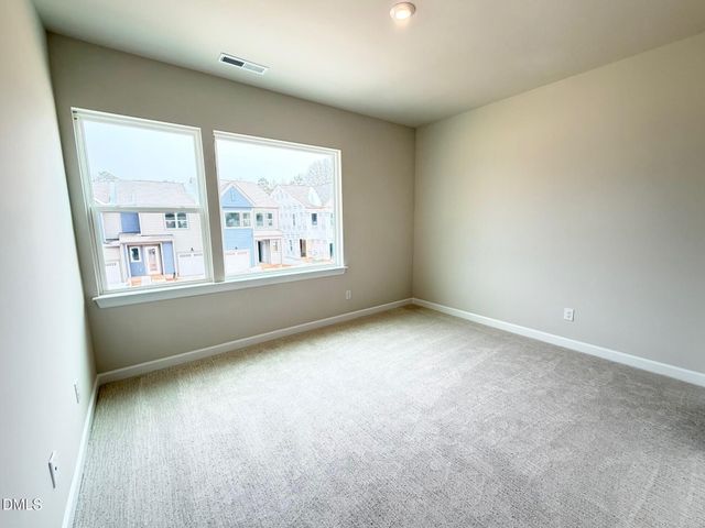 216 Oak Summit Place, Chapel Hill, NC 27516