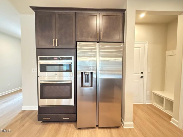 216 Oak Summit Place, Chapel Hill, NC 27516