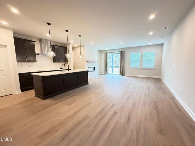 216 Oak Summit Place, Chapel Hill, NC 27516