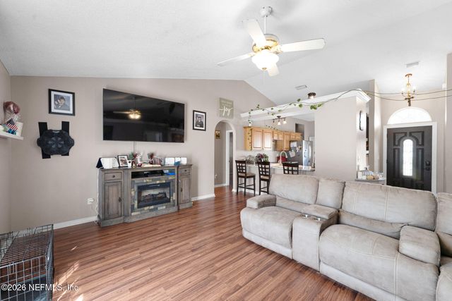 2875 MAJESTIC OAKS Lane, Green Cove Springs, FL 32043