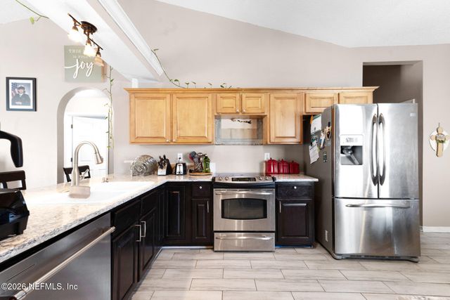 2875 MAJESTIC OAKS Lane, Green Cove Springs, FL 32043