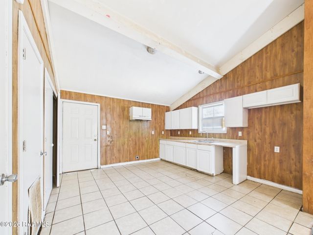 111 Sternberg Drive, Lafayette, LA 70506