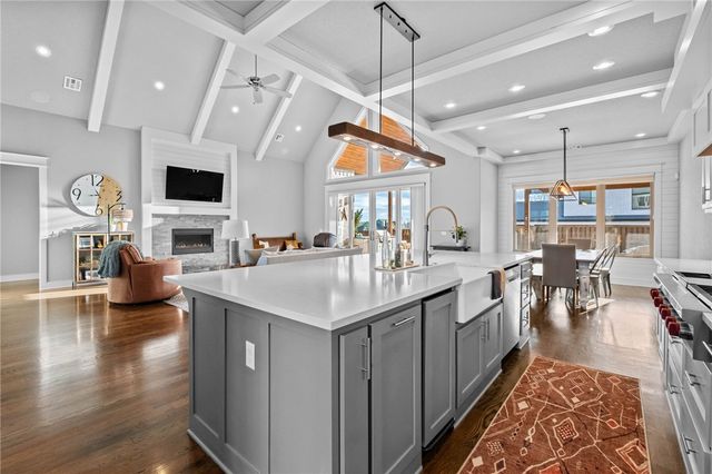 4301 Scissortail Drive, Bentonville, AR 72713