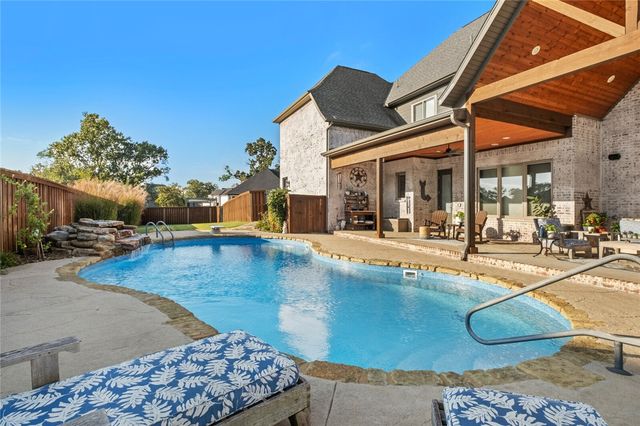 4301 Scissortail Drive, Bentonville, AR 72713