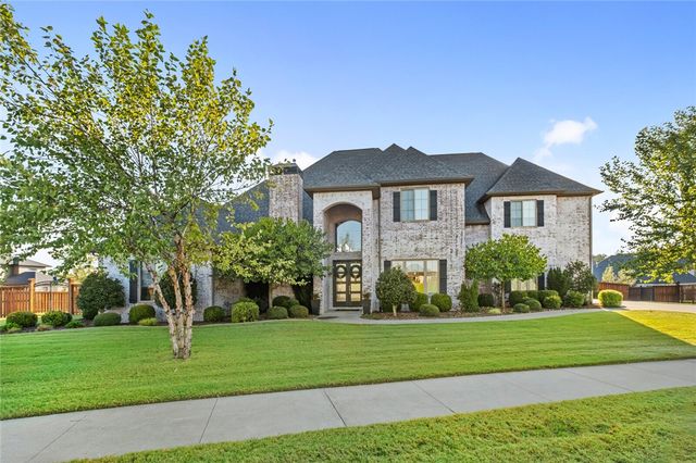 4301 Scissortail Drive, Bentonville, AR 72713