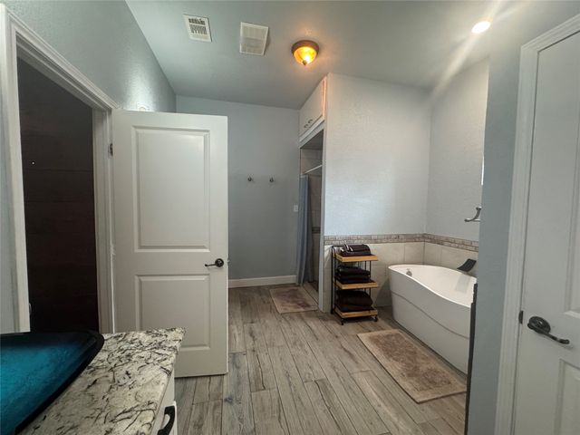 1219 N 16th Street, Waco, TX 76707