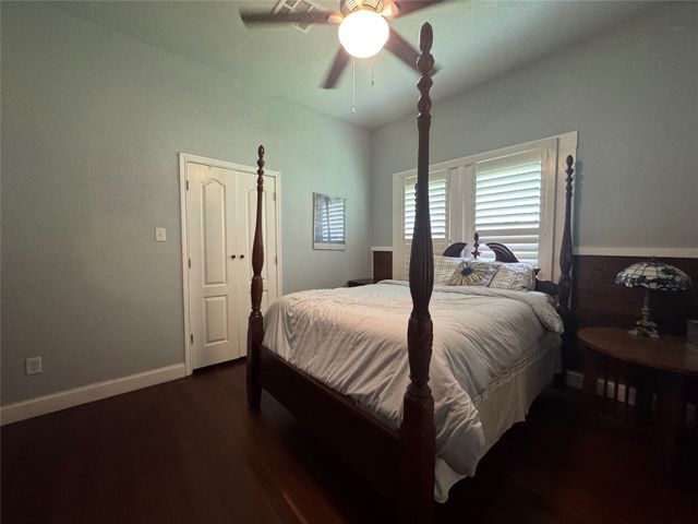 1219 N 16th Street, Waco, TX 76707