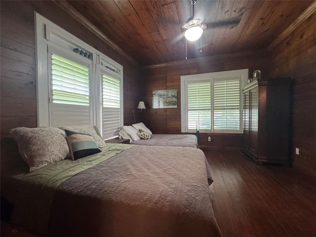 1219 N 16th Street, Waco, TX 76707