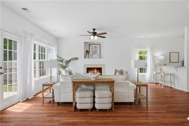 1752 Schooner Strait CT, Virginia Beach, VA 23453
