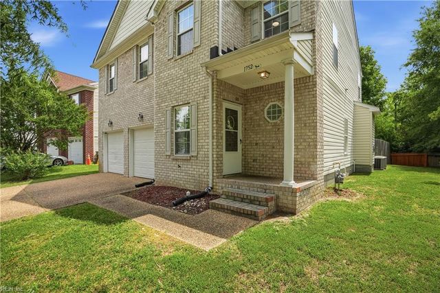 1752 Schooner Strait CT, Virginia Beach, VA 23453