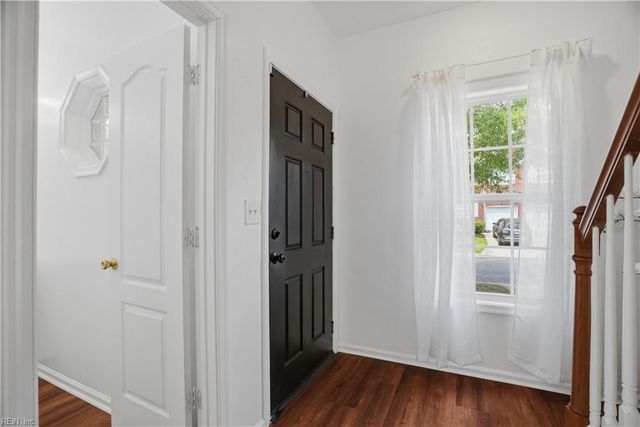 1752 Schooner Strait CT, Virginia Beach, VA 23453