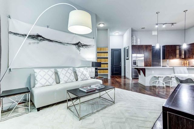 2525 Mccue Road 519, Houston, TX 77056