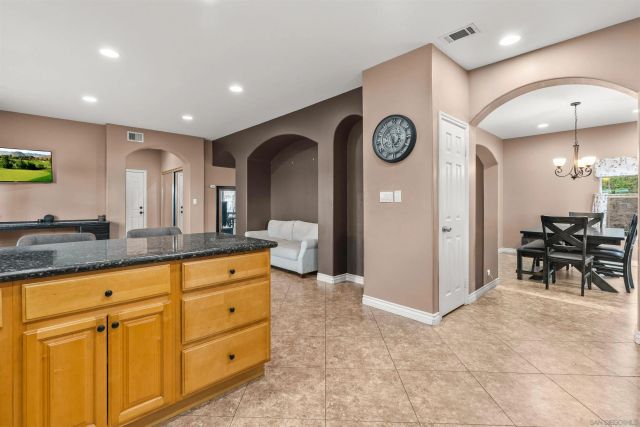 200 N Upas, Escondido, CA 92025