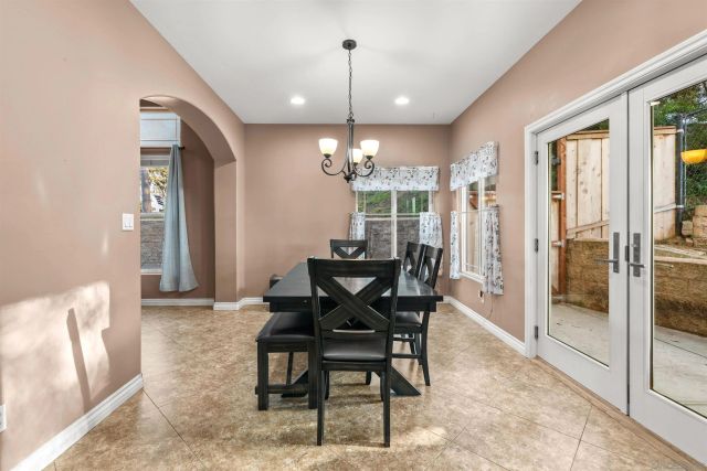 200 N Upas, Escondido, CA 92025