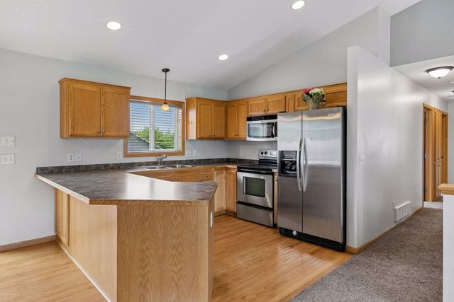 2431 Big Oak Lane, Mayer, MN 55360