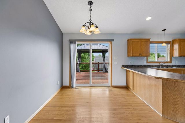 2431 Big Oak Lane, Mayer, MN 55360