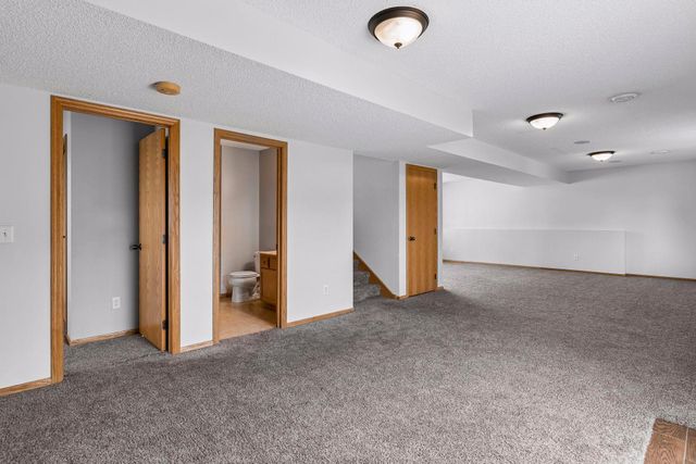 2431 Big Oak Lane, Mayer, MN 55360
