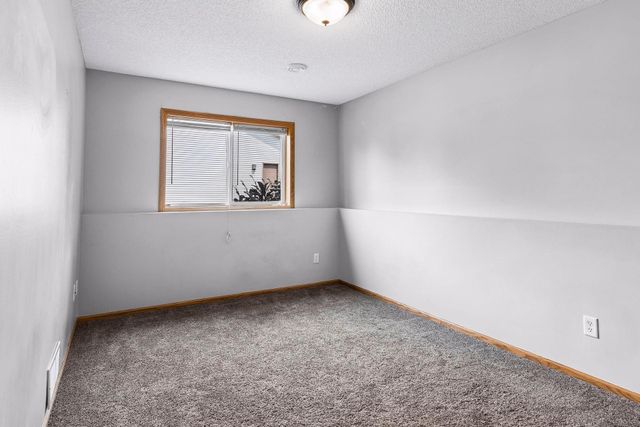 2431 Big Oak Lane, Mayer, MN 55360
