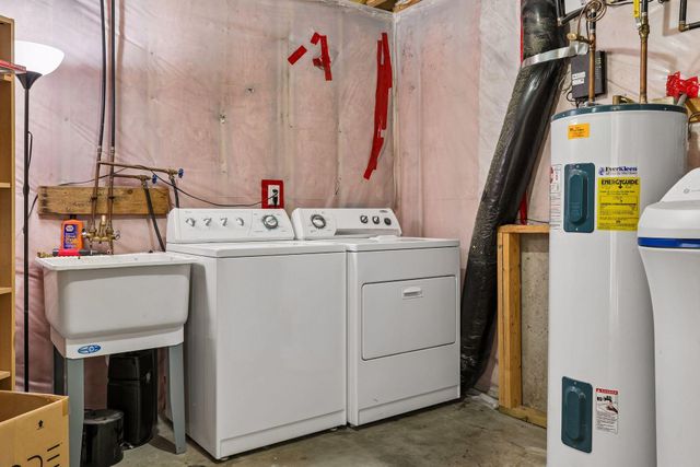 2431 Big Oak Lane, Mayer, MN 55360