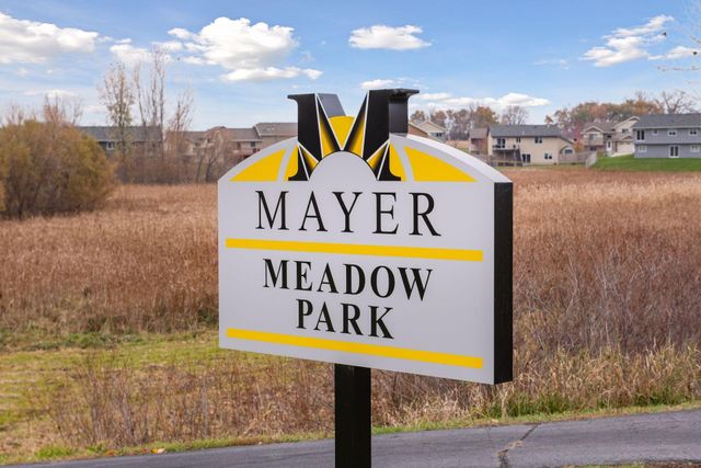 2431 Big Oak Lane, Mayer, MN 55360