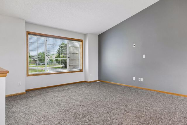 2431 Big Oak Lane, Mayer, MN 55360
