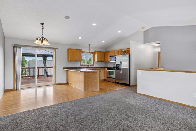 2431 Big Oak Lane, Mayer, MN 55360