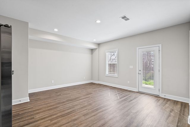 405 Shelby St A, Clarksville, TN 37042