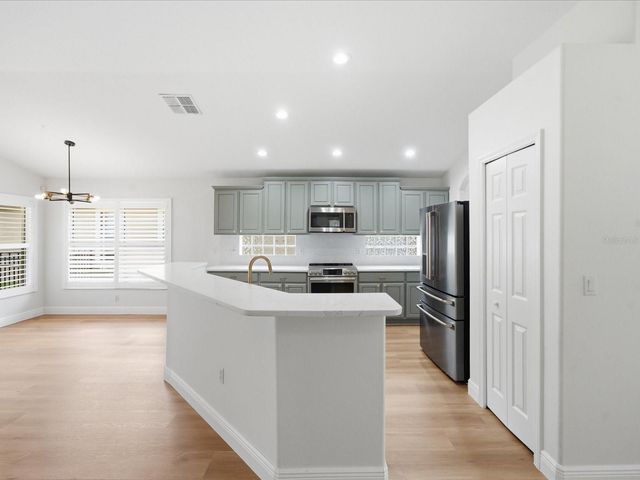 18921 PLACE MARQUETTE, Lutz, FL 33558