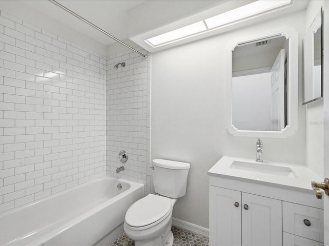 18921 PLACE MARQUETTE, Lutz, FL 33558