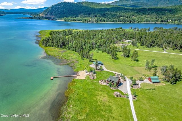 296 Camp Peine Rd, Sagle, ID 83860