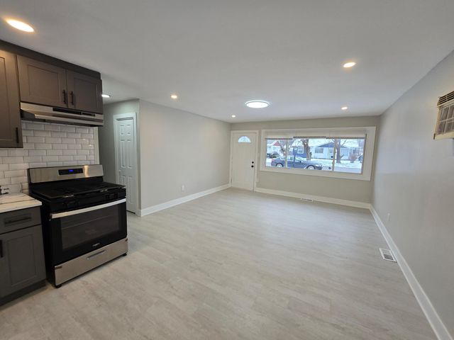 730 Clinton Street, Gary, IN 46406