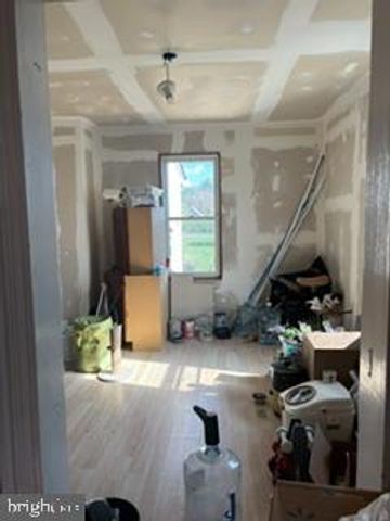 111 W 5TH AVE, Ranson, WV 25438