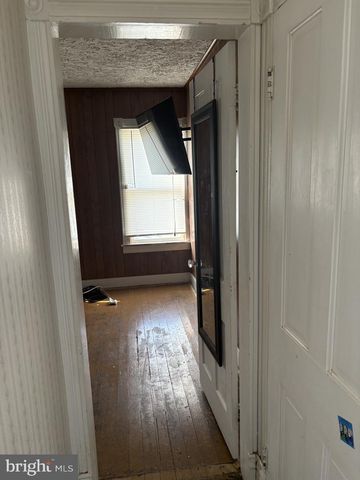 111 W 5TH AVE, Ranson, WV 25438