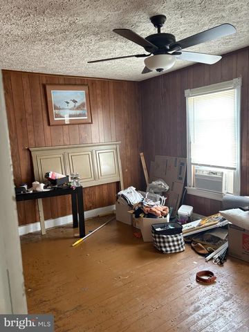 111 W 5TH AVE, Ranson, WV 25438