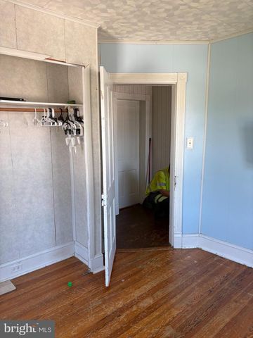 111 W 5TH AVE, Ranson, WV 25438