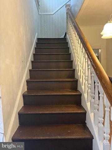 111 W 5TH AVE, Ranson, WV 25438