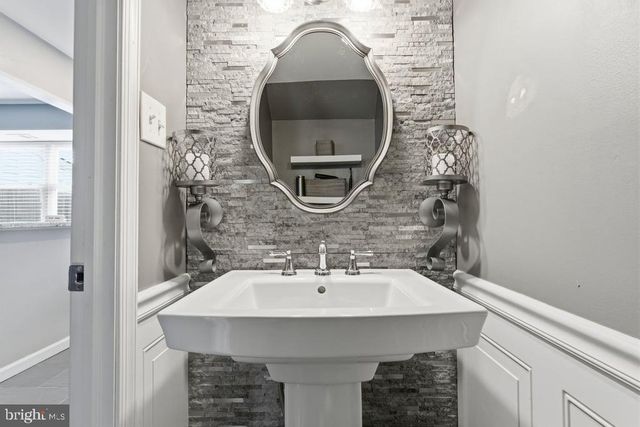 6408 TRENTON CT, Bensalem, PA 19020