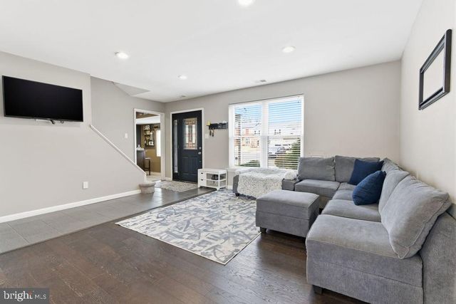 6408 TRENTON CT, Bensalem, PA 19020