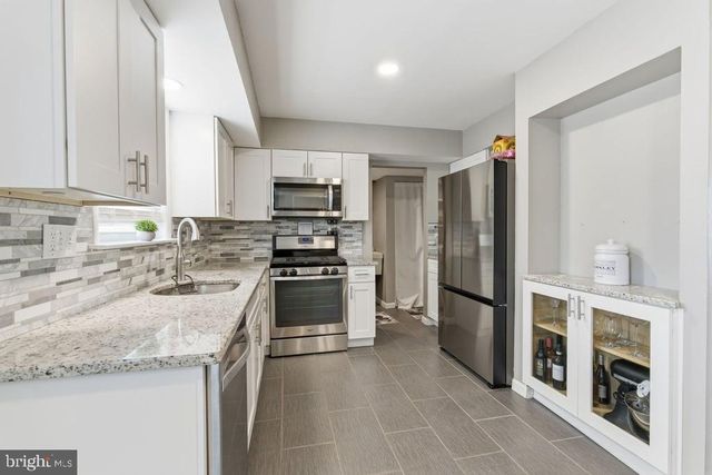 6408 TRENTON CT, Bensalem, PA 19020