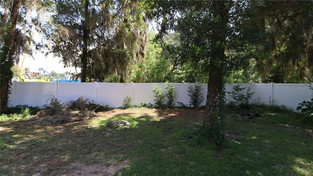 3114 NE 24TH PLACE, Ocala, FL 34470