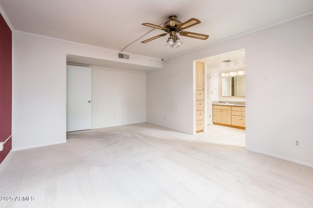 7837 E CRESTWOOD Way, Scottsdale, AZ 85250