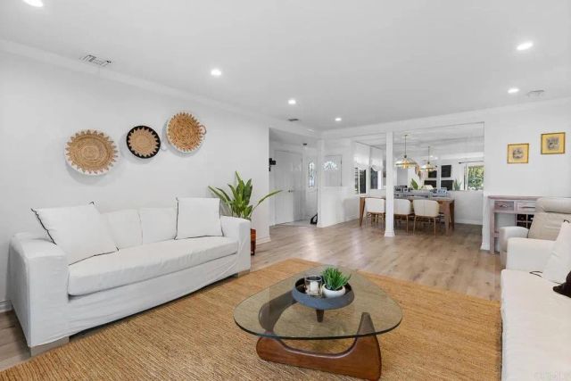 183 Sandberg Street, Thousand Oaks, CA 91360